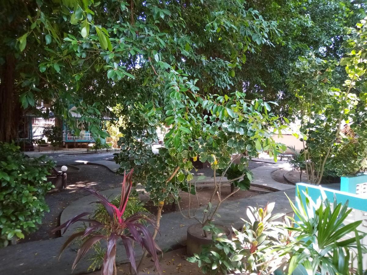 Blu' Beach Bungalows Ламаи-Бич Экстерьер фото