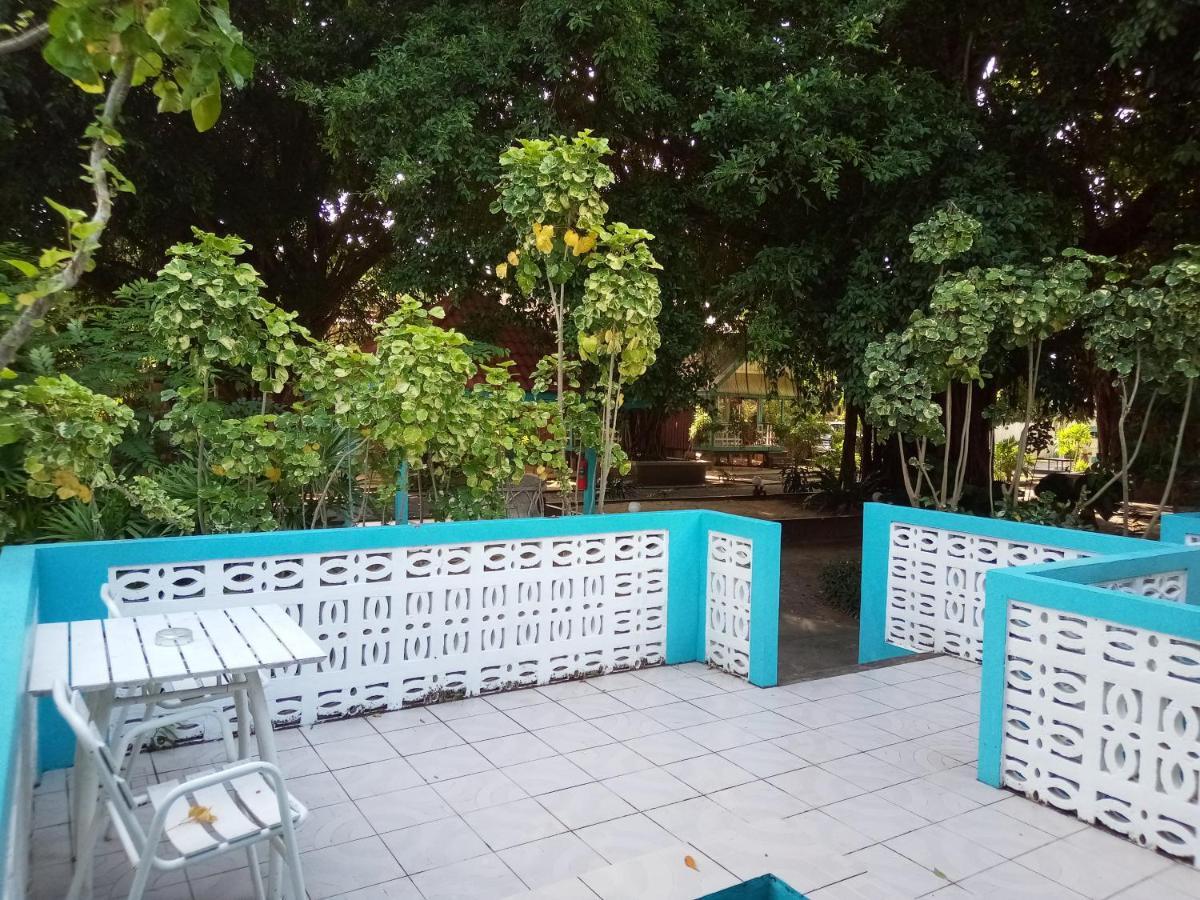 Blu' Beach Bungalows Ламаи-Бич Экстерьер фото